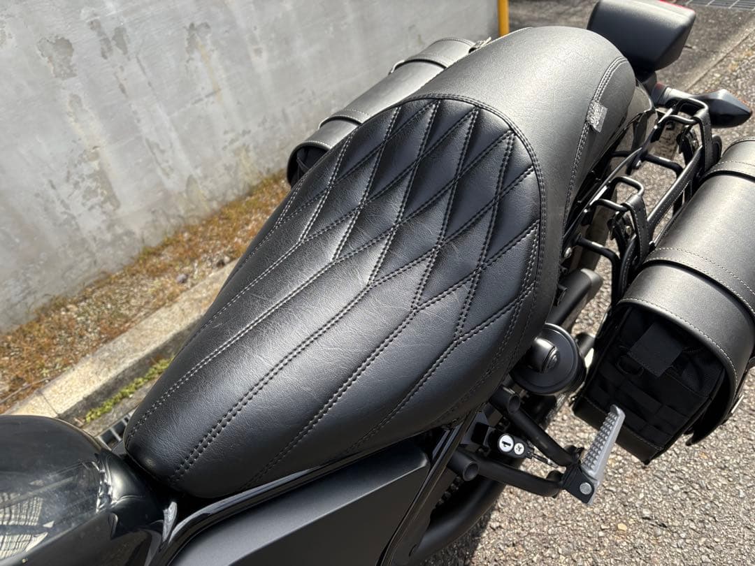 S*i様 ホンダ レブル Diabolus製 シート