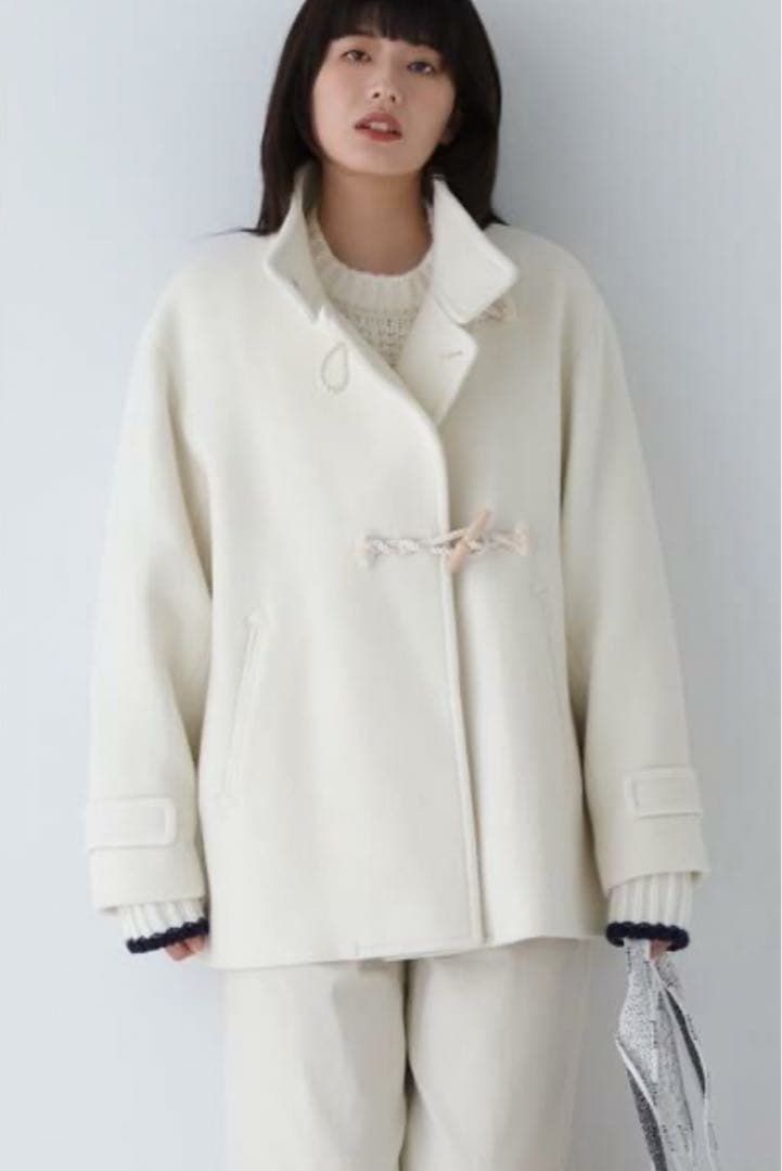 HUMAN WOMAN ヒューマンウーマン　ダブルモッサダッフルコート　白　M