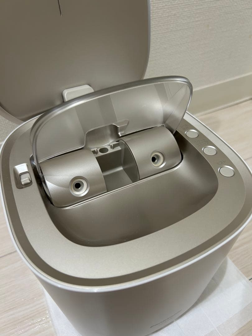 【綺麗】Panasonic スチーマーナノケア EH-SA0B-N