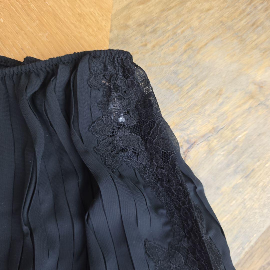 ワコール　トレフル　キャミ　ペチコート　新品　黒レース