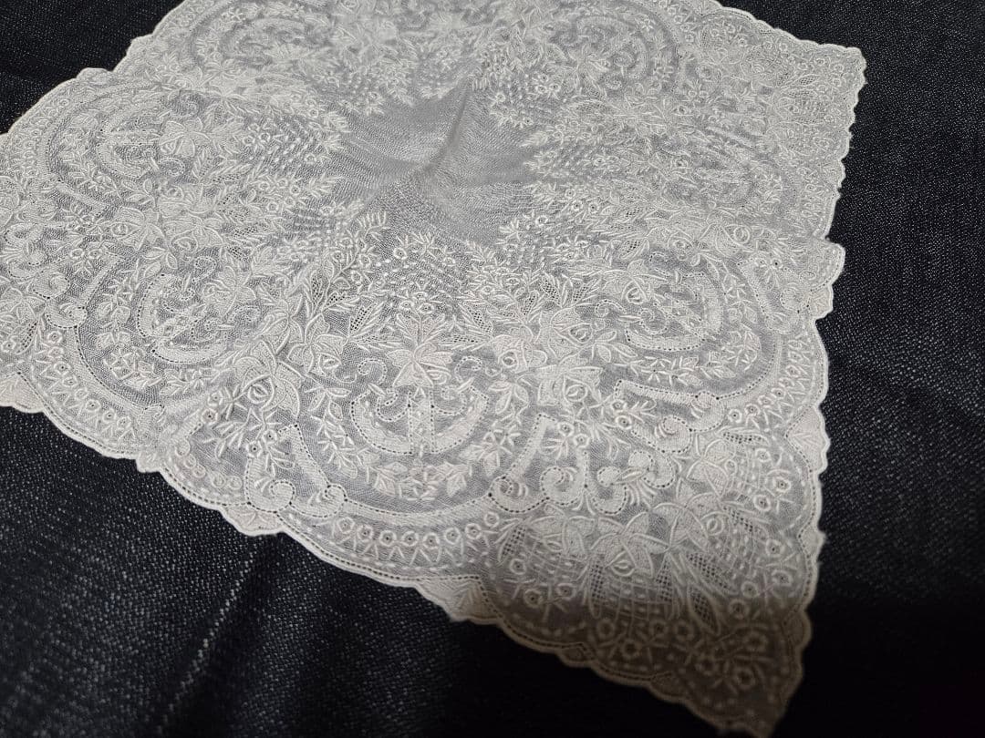 ①SWATOW スワトウ 汕頭 ハンカチ 中国製　手刺繍