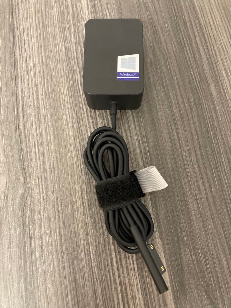 Windowsタブレット本体 Microsoft Surface Go 8GB RAM 119GB SSD