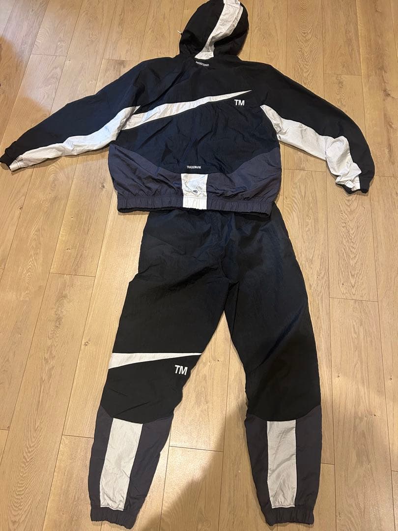 ぐるぐる　Nike ナイロンジャケット　セットアップ