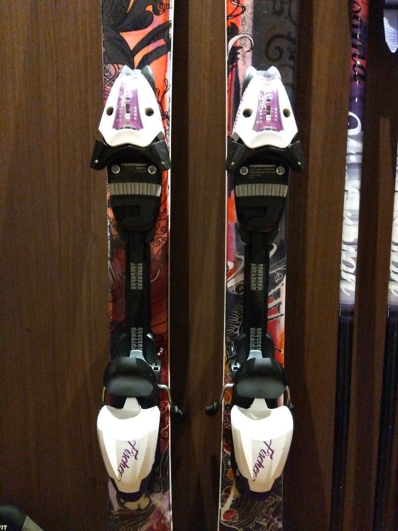 珍♡個性派♡/Fischer/レディース用/スキーセット/メンテ・WAX済み✔