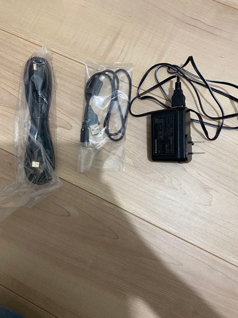 パナソニック　デジタルハイビジョンビデオカメラ　HC-W580M