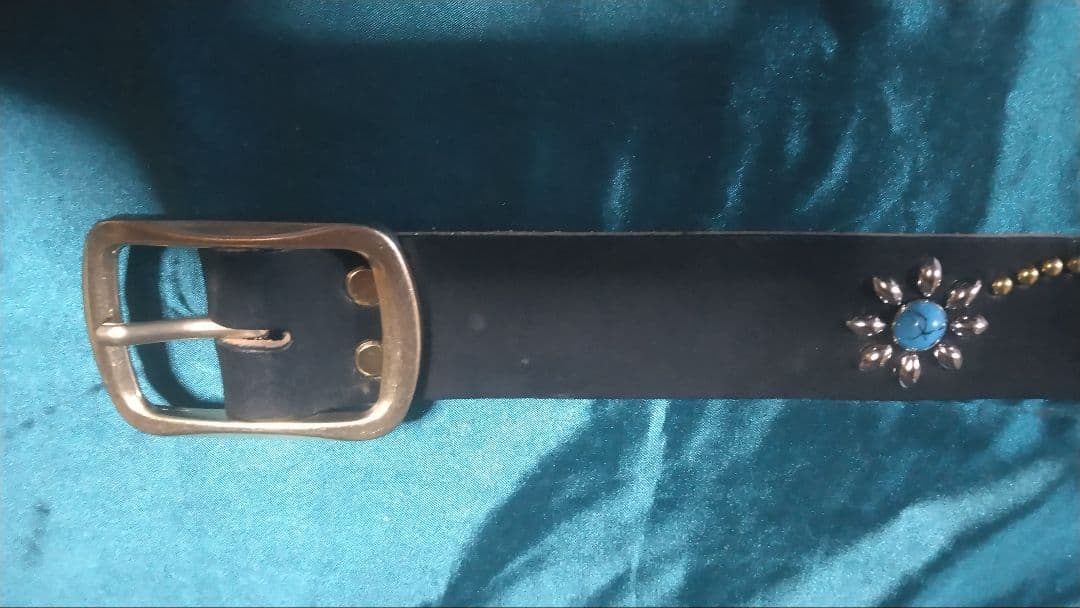 昭南ベンズレザーツタ&フラワースタッズベルト　タイプB　ターコイズ