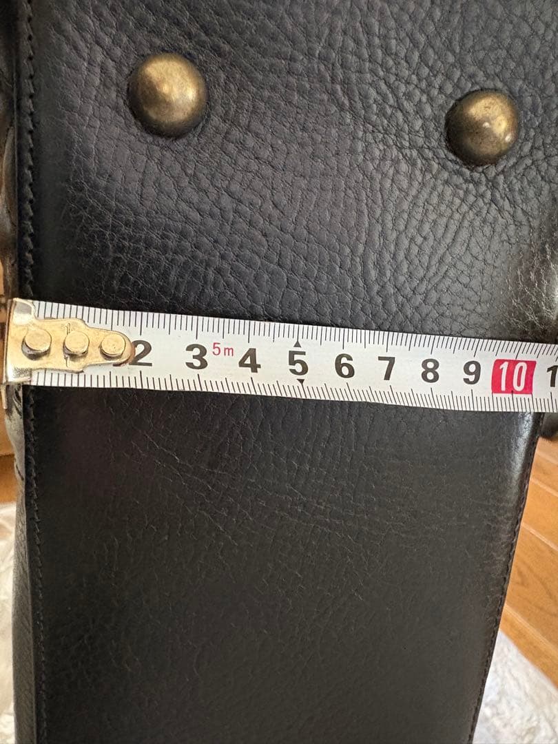 黒レザーキルティングビジネスバッグ