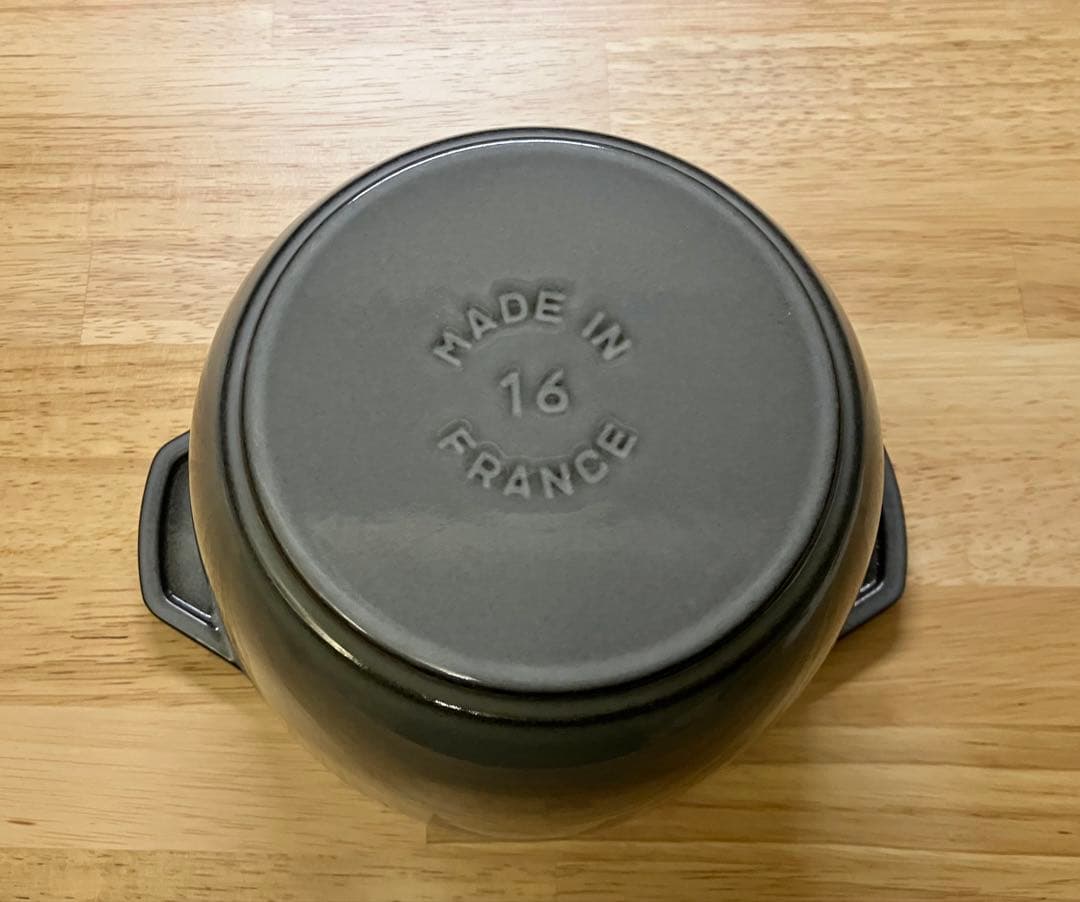 ストウブ ラ ココット デ ゴハン M 16cm グレー