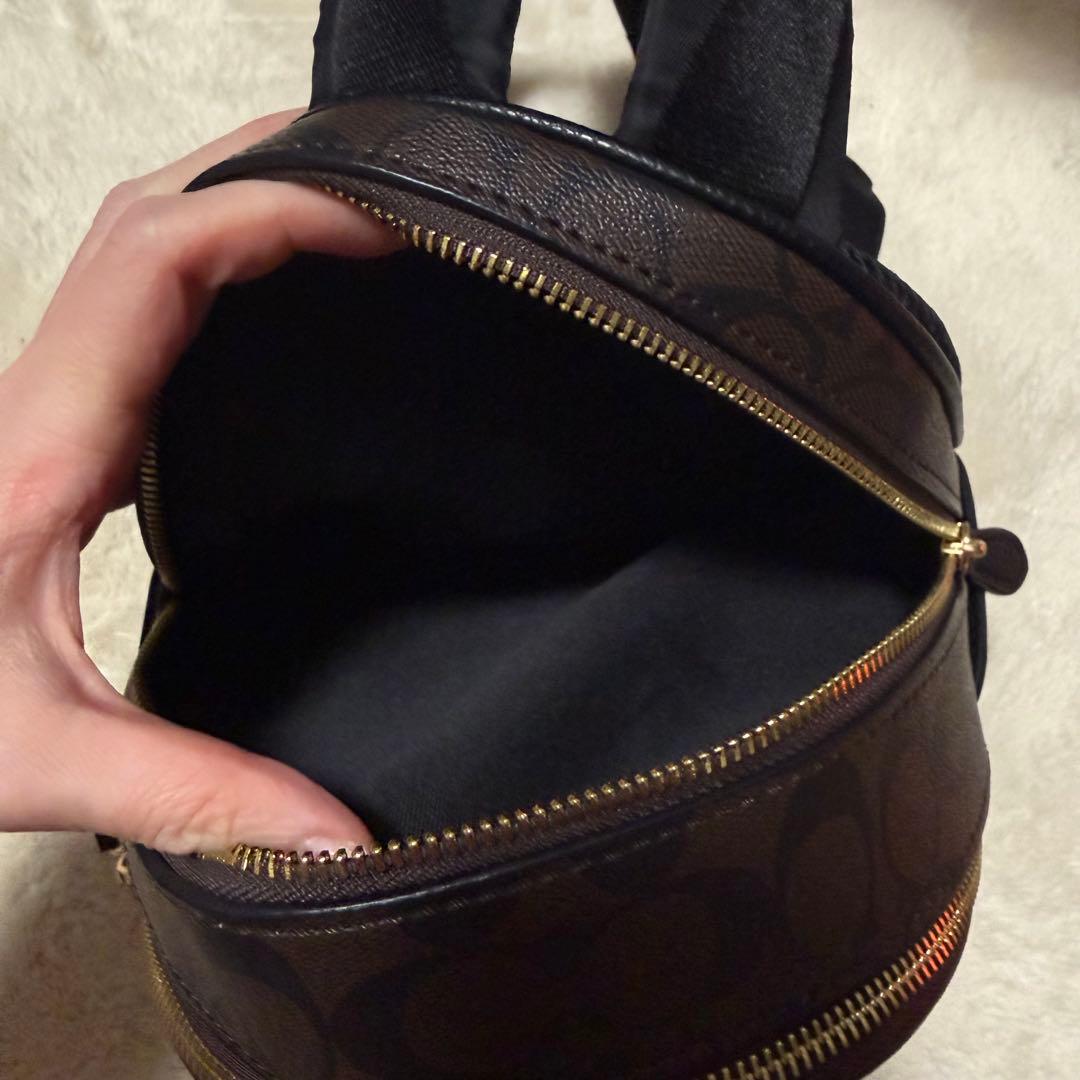 1月売り切りCOACH ブラックレザーリュック バックパック