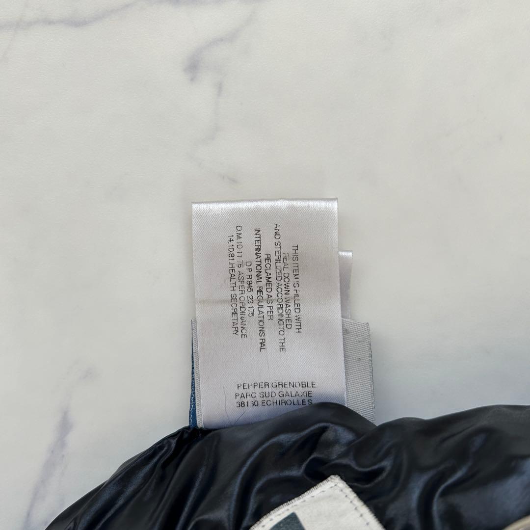 r 希少 モンクレール ダウンジャケット ワッペン ウエストシェイプ