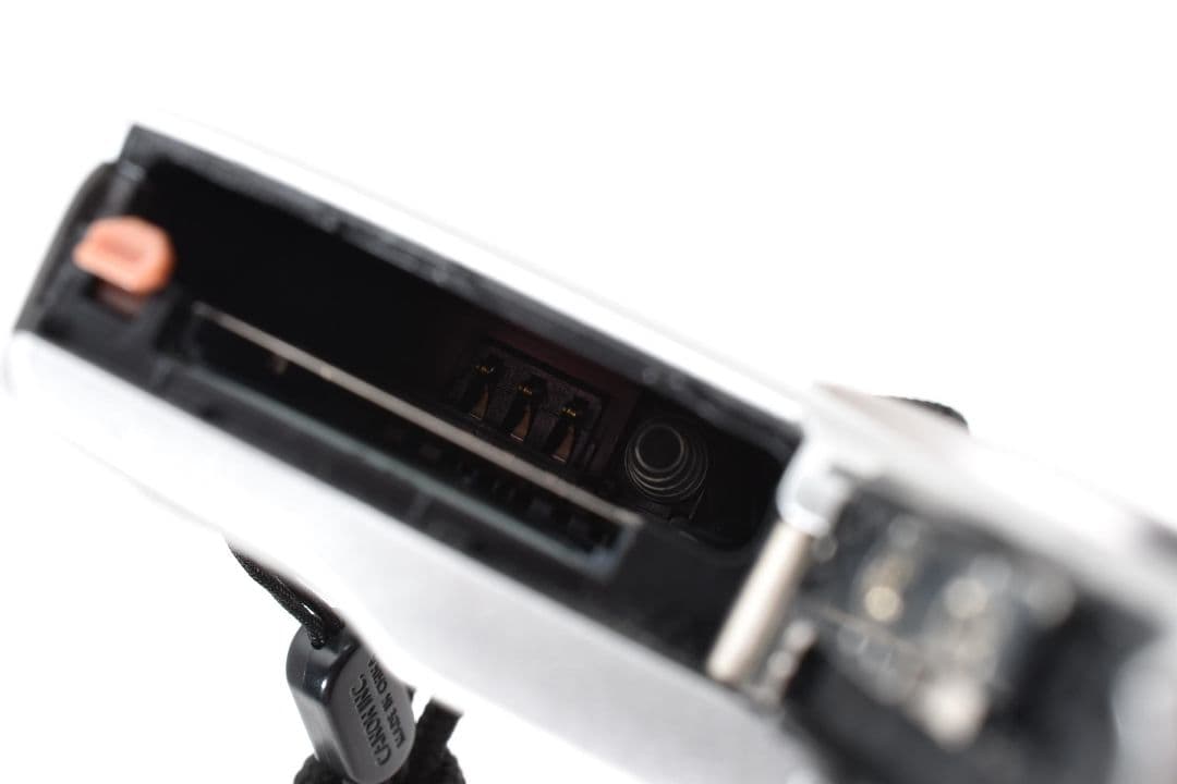 Canon IXY 200 シルバー