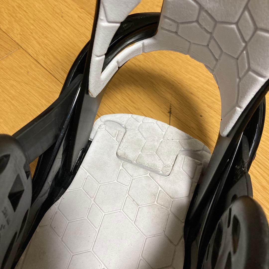 BURTON ビンディング CUSTOM SMALLS 　ブラックホワイト