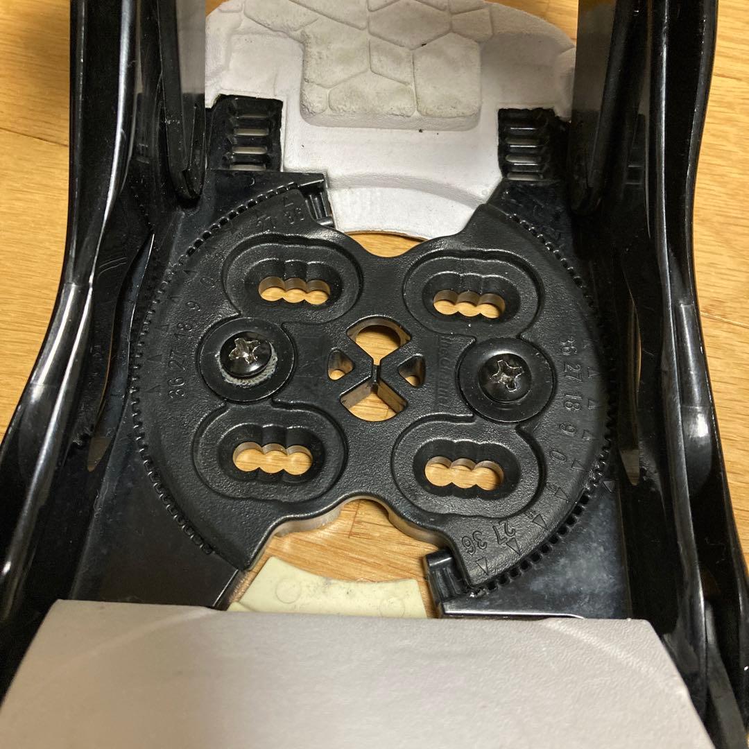 BURTON ビンディング CUSTOM SMALLS 　ブラックホワイト