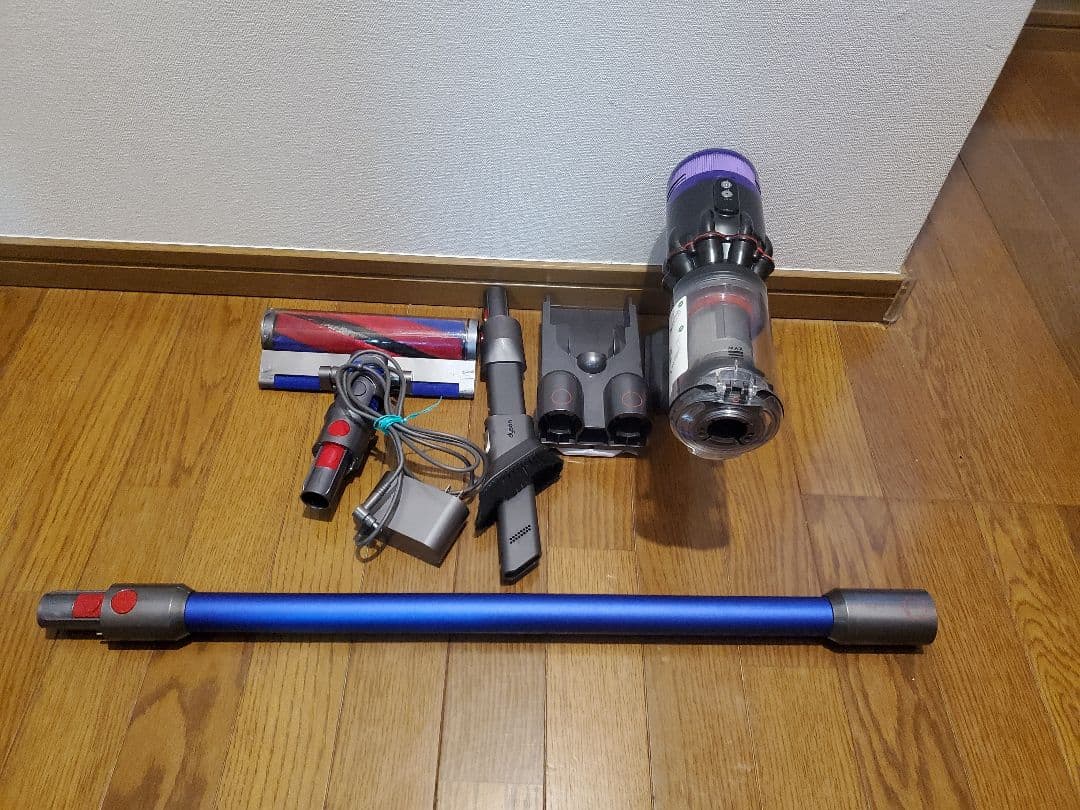 値下げしました　ダイソンマイクロ1.5 分解清掃動作確認済