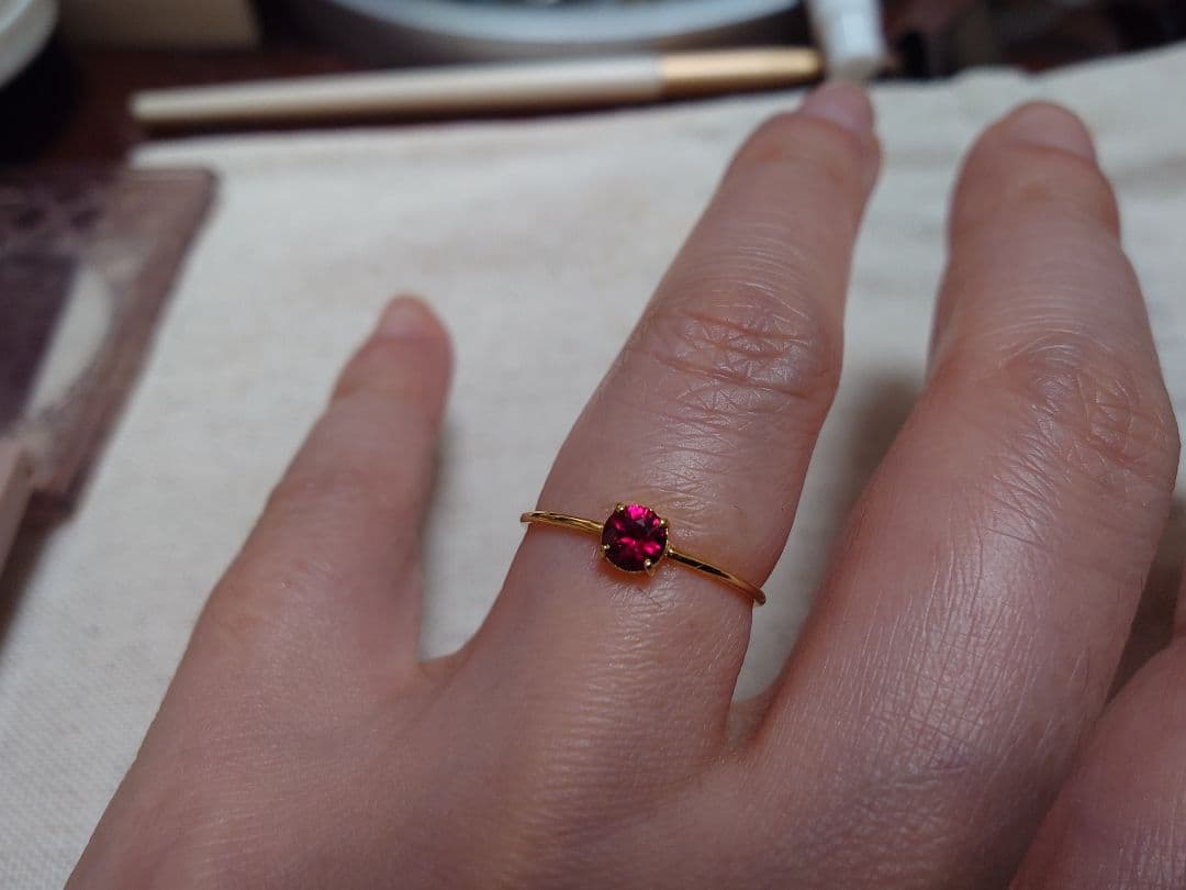 レッドスピネル　優美堂　リング　k18 12号