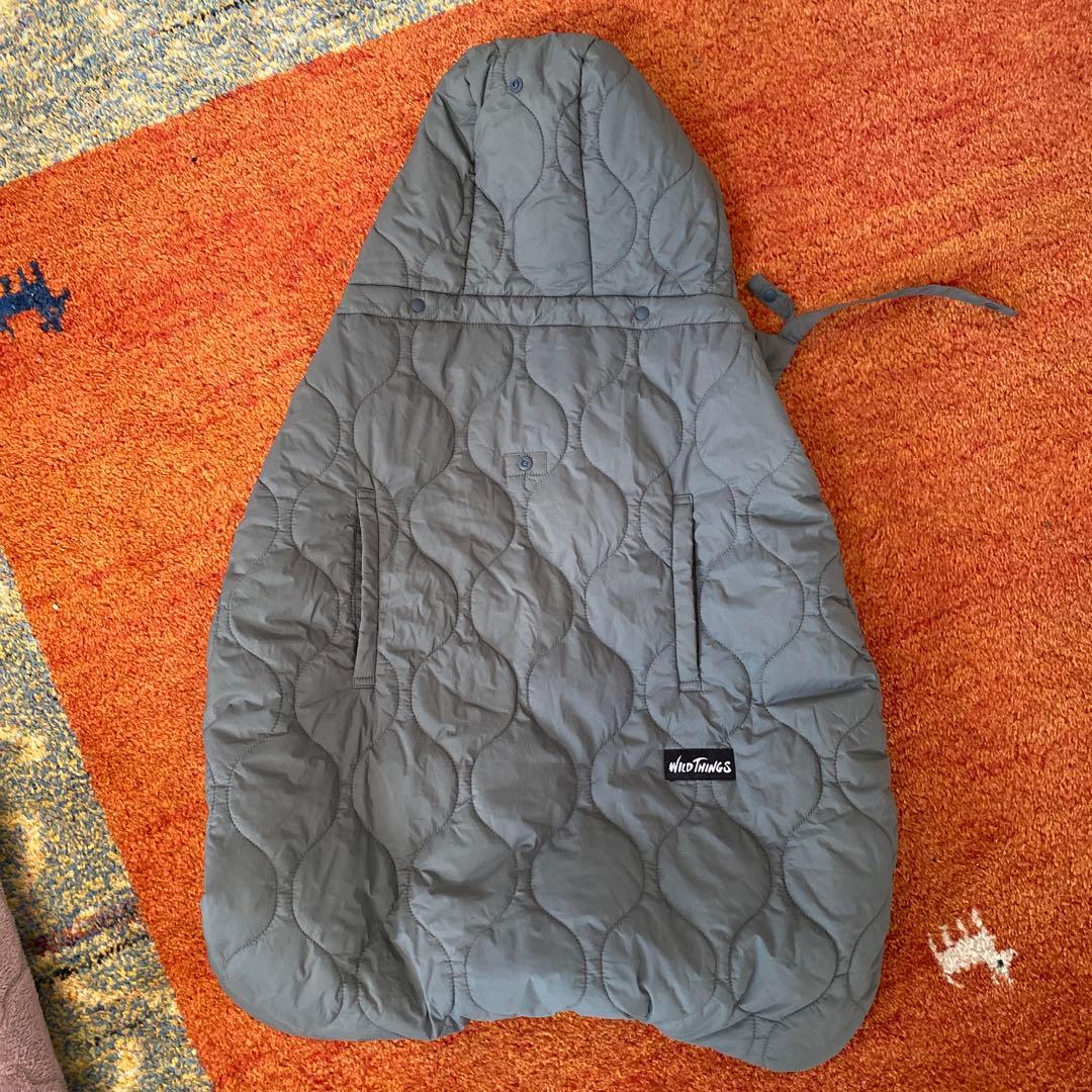 WILD THINGS × BabyHopperキルティング防寒ケープ