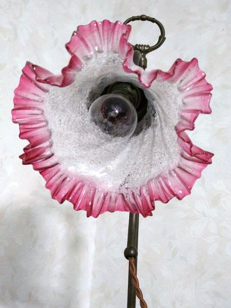 ■アンティーク ■ テーブルランプ フリルシェード