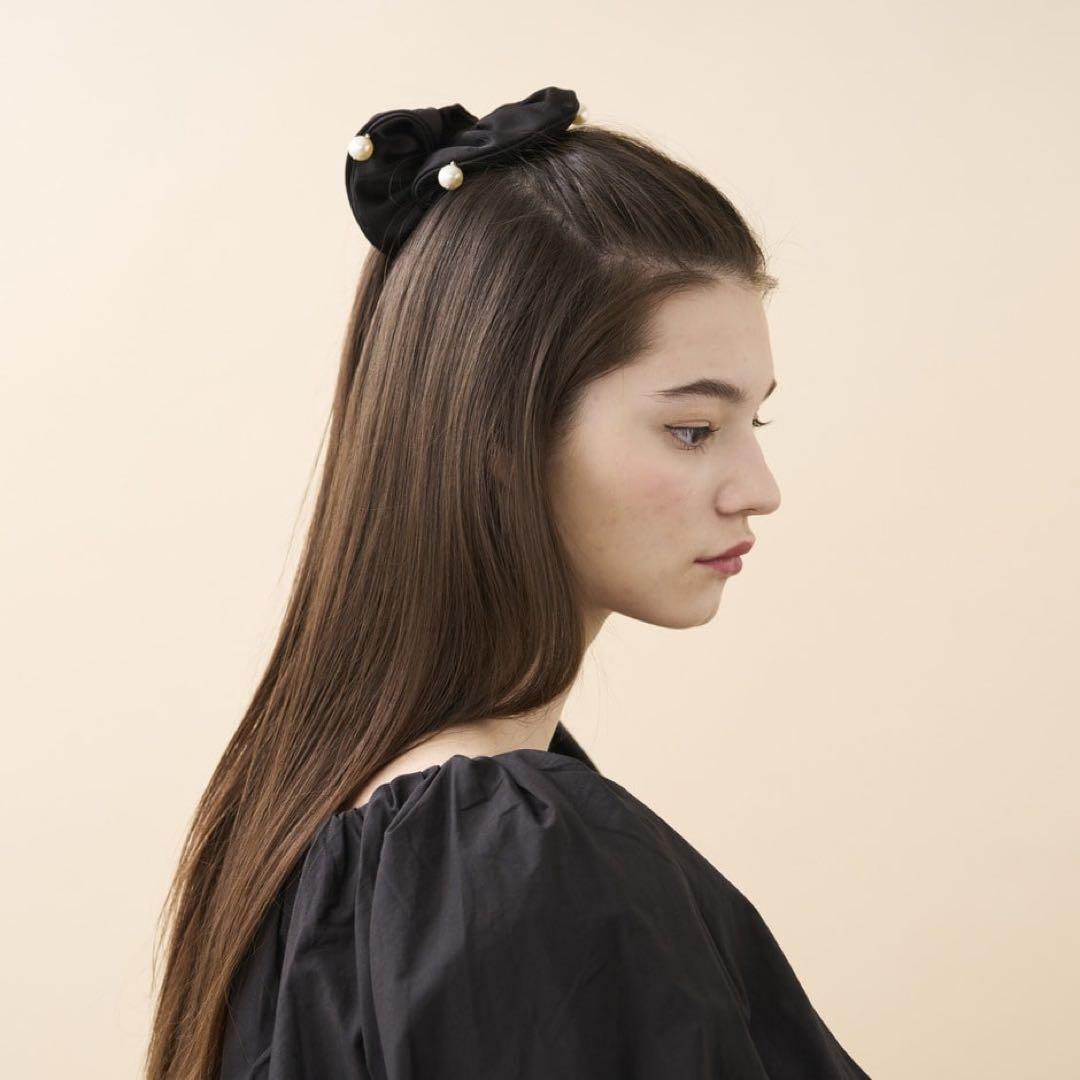 最終値下げ　新品未使用　アレクサンドルドゥパリ　パール付きシュシュ