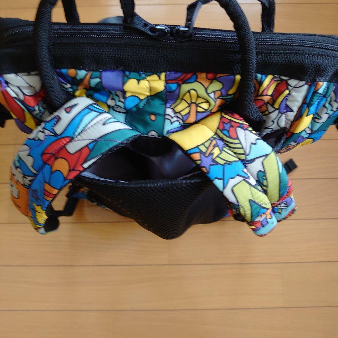 ゴースローキャラバン美品。カラフルアートリュック