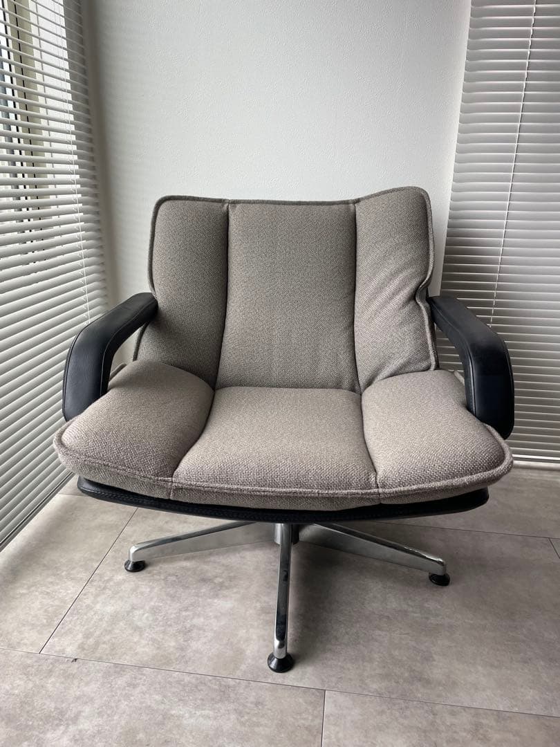 ラウンジチェア　ミッドセンチュリー　ビンテージチェア　モダン