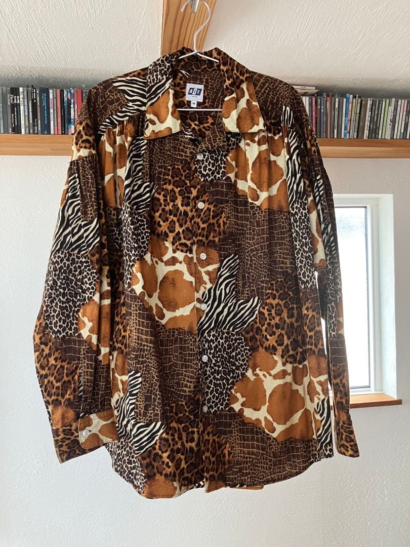 【K⭐︎t⭐︎M】AiE ペインターシャツ Ｍ