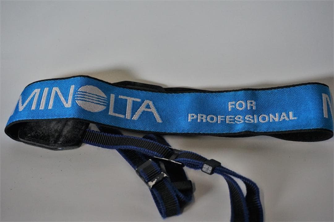 ★レア　MINOLTA　ミノルタ　プロストラップ　中古　リペア前提