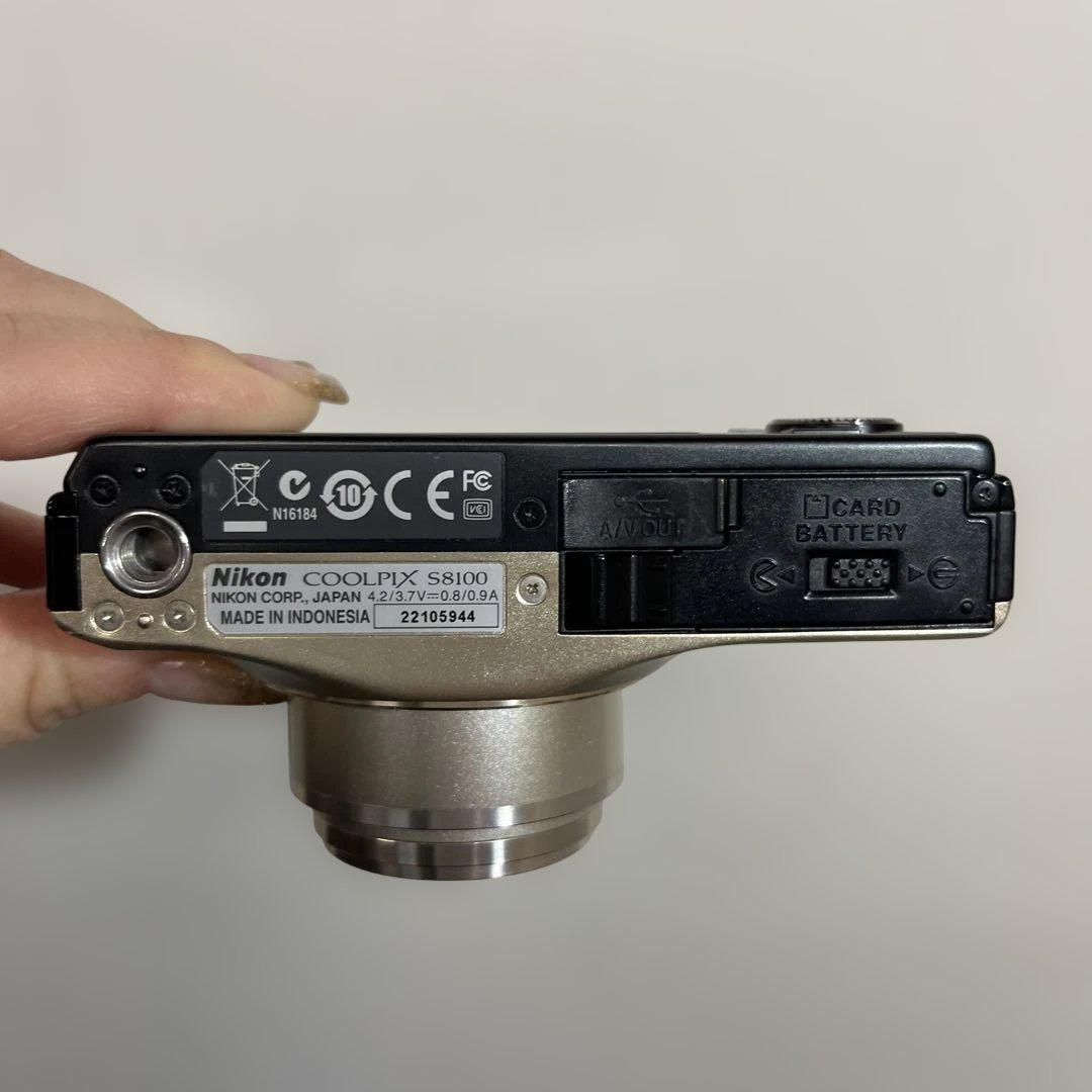 Nikon COOLPIX S8100 ゴールド コンデジ　ニコン