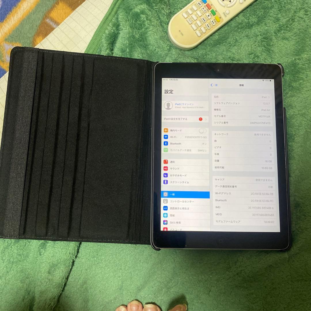 iPad Air 16GB 黒色レザーケース付き