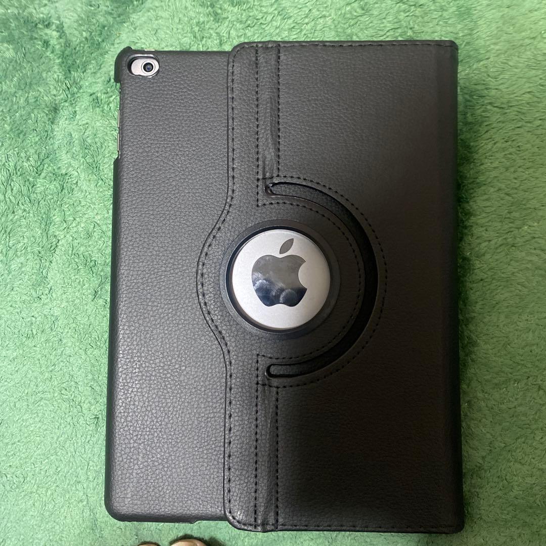 iPad Air 16GB 黒色レザーケース付き