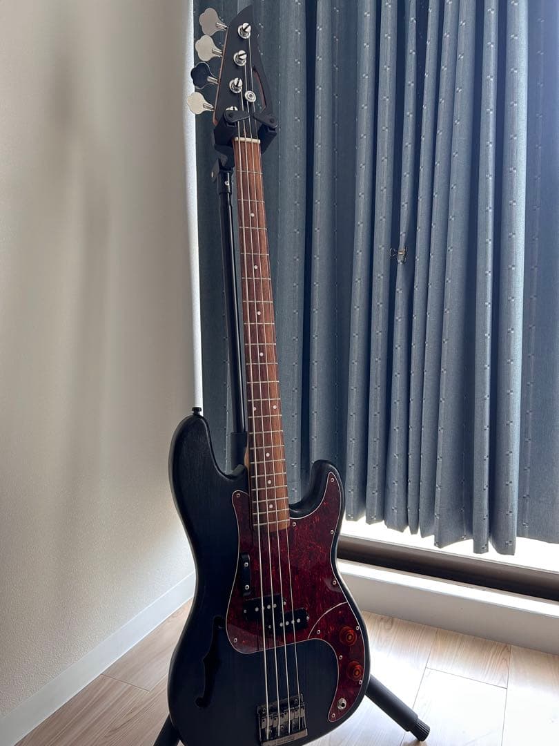 エレキベース 魔改造ベース　4弦　プレベ　セミホロウ・藍色塗装・増厚