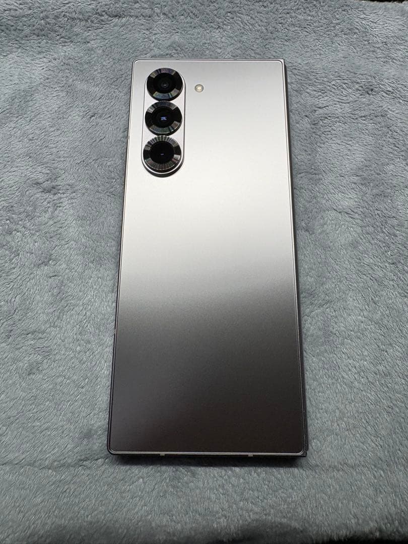 みぅ＊ 　Galaxy Z Fold6 (SIMフリー)シルバーシャドウ