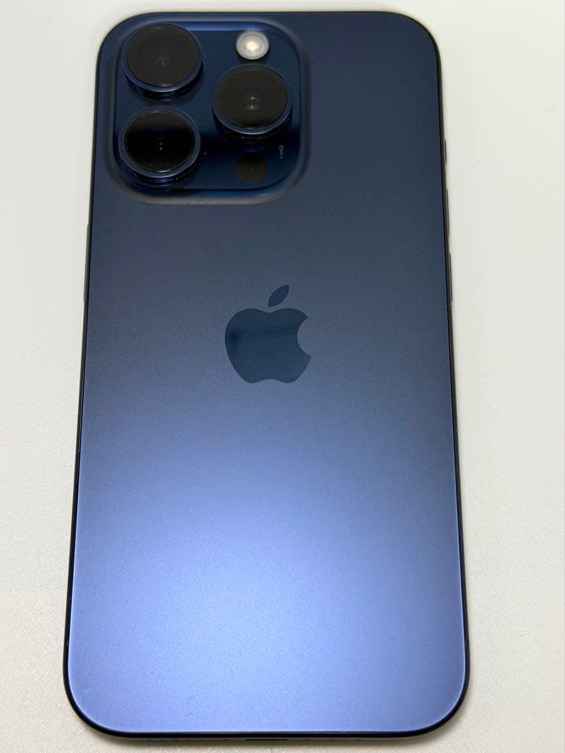 iPhone 15 pro 256GB simフリー