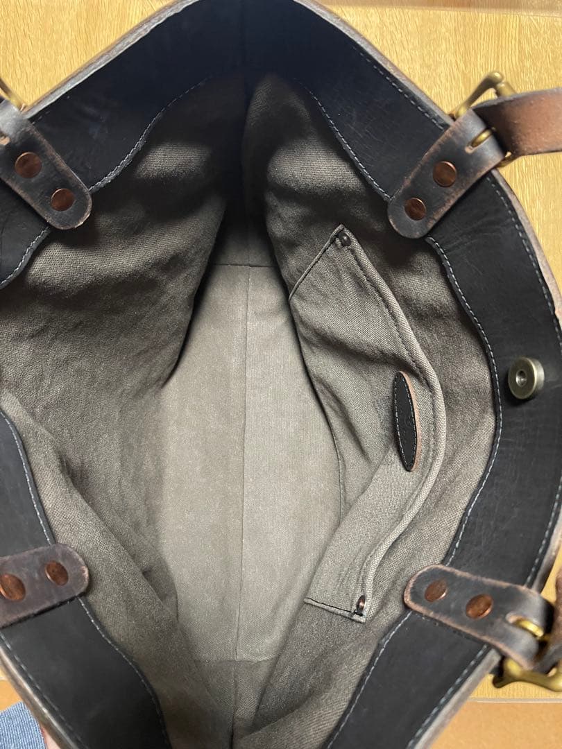 VASCO レザートートバッグ