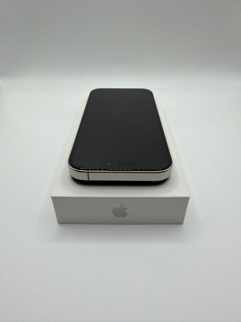 iPhone 16 Pro 512GB ナチュラルチタニウム