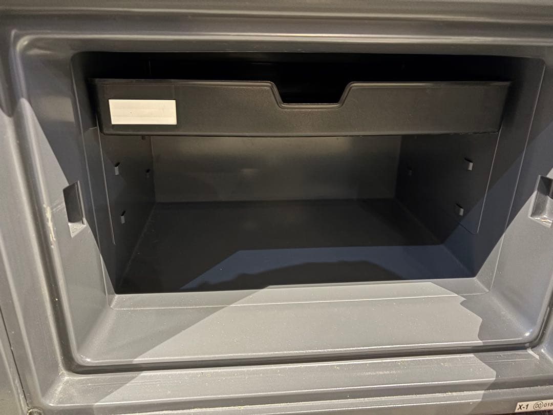 キングクラウン　耐火金庫