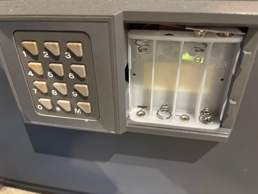 キングクラウン　耐火金庫