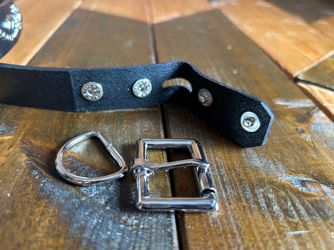 スタッズナローベルト22mm幅　ダブルリーフhtcナロー好き