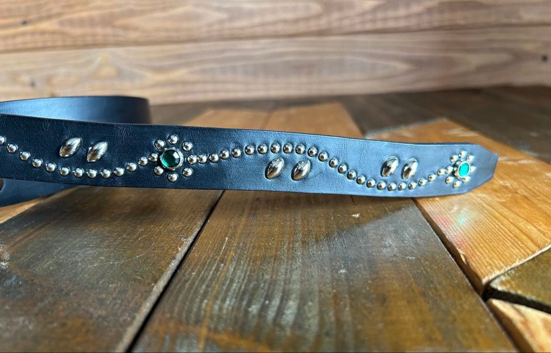 スタッズナローベルト22mm幅　ダブルリーフhtcナロー好き