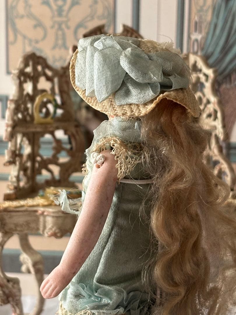 スペシャルアンティーク　フレンチミニョネット