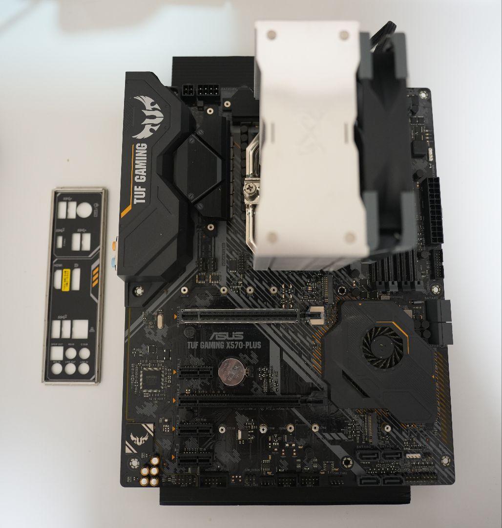 CPU ASUS TUF GAMING X570-PLUS +Ryzen 7 3700X