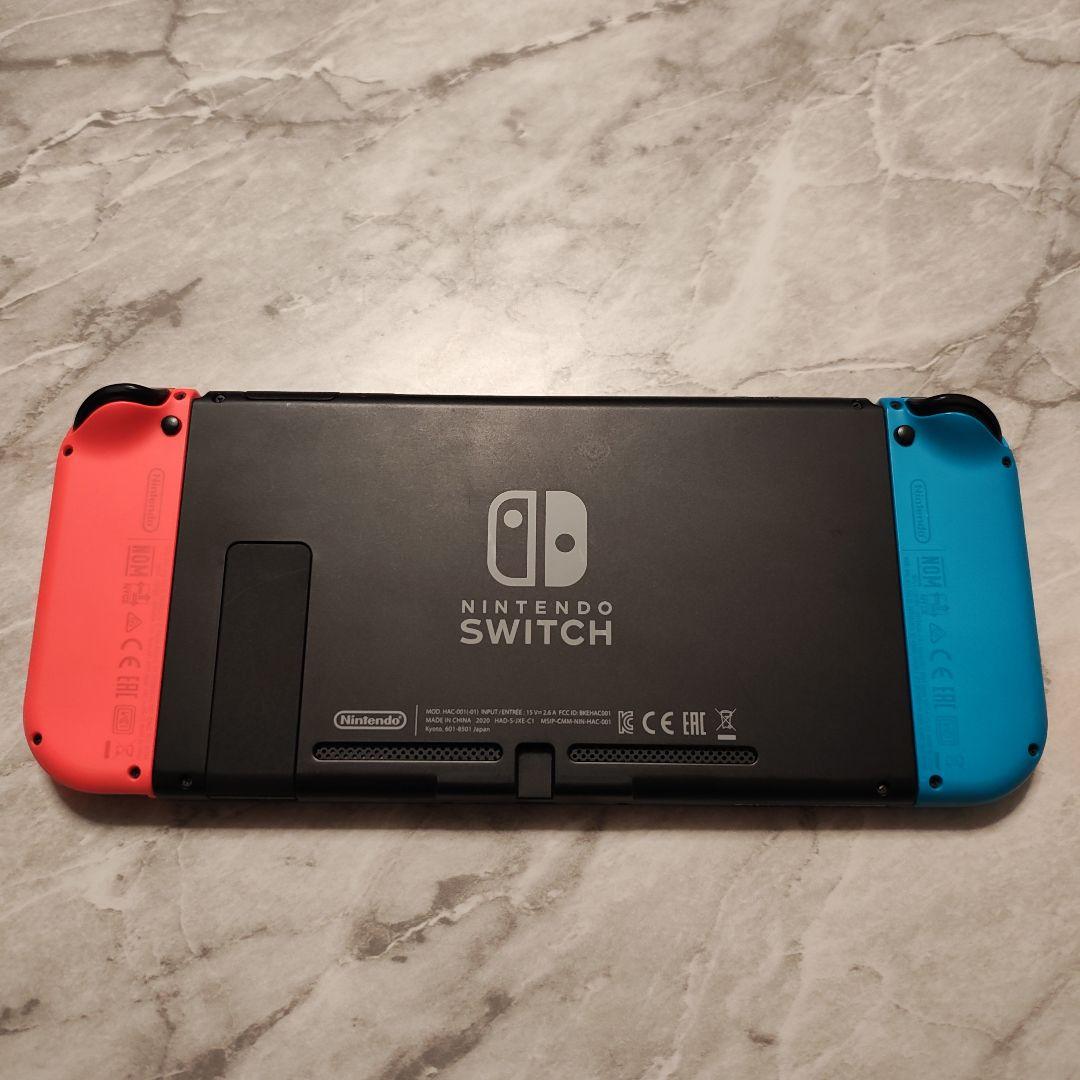 極美品　Nintendo Switch 本体 青/赤 付属品付き　箱あり