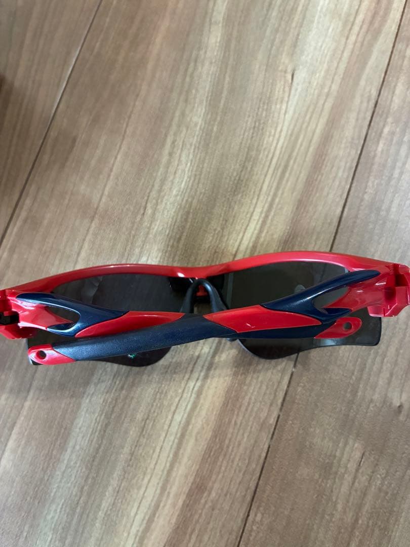 《限定品》OAKLEY サングラス 広島カープモデル