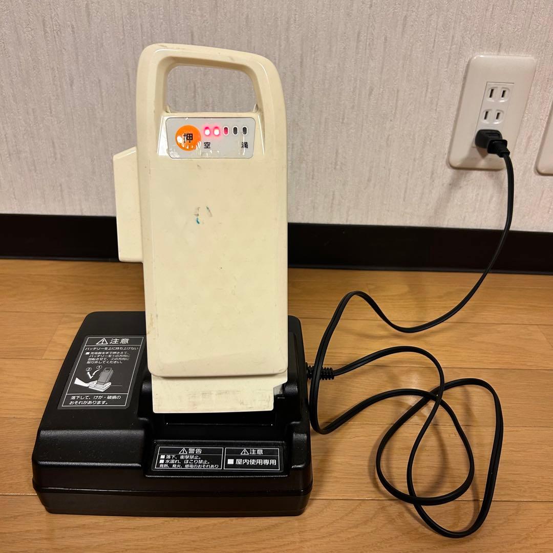 送料込 NKY537B02 12Ah 電動自転車用バッテリー 本体 充電器付