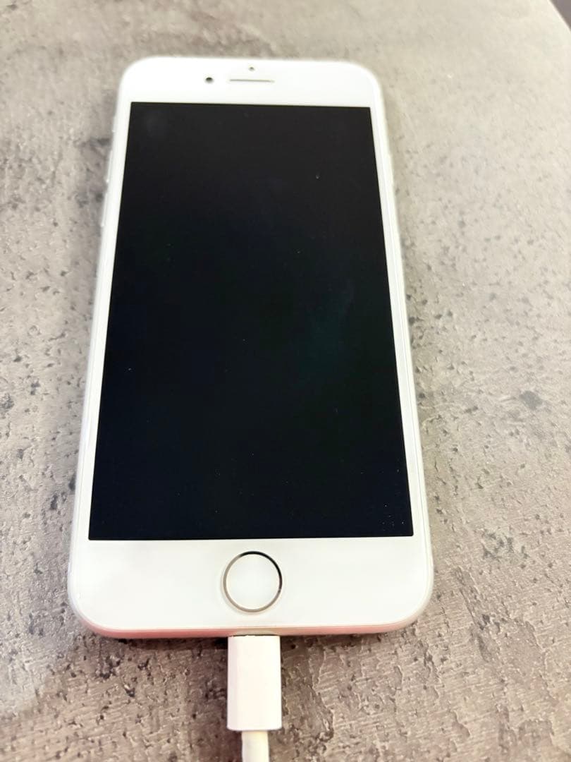 最終値下げ　Apple iPhone 8 シルバー　本体 64GB