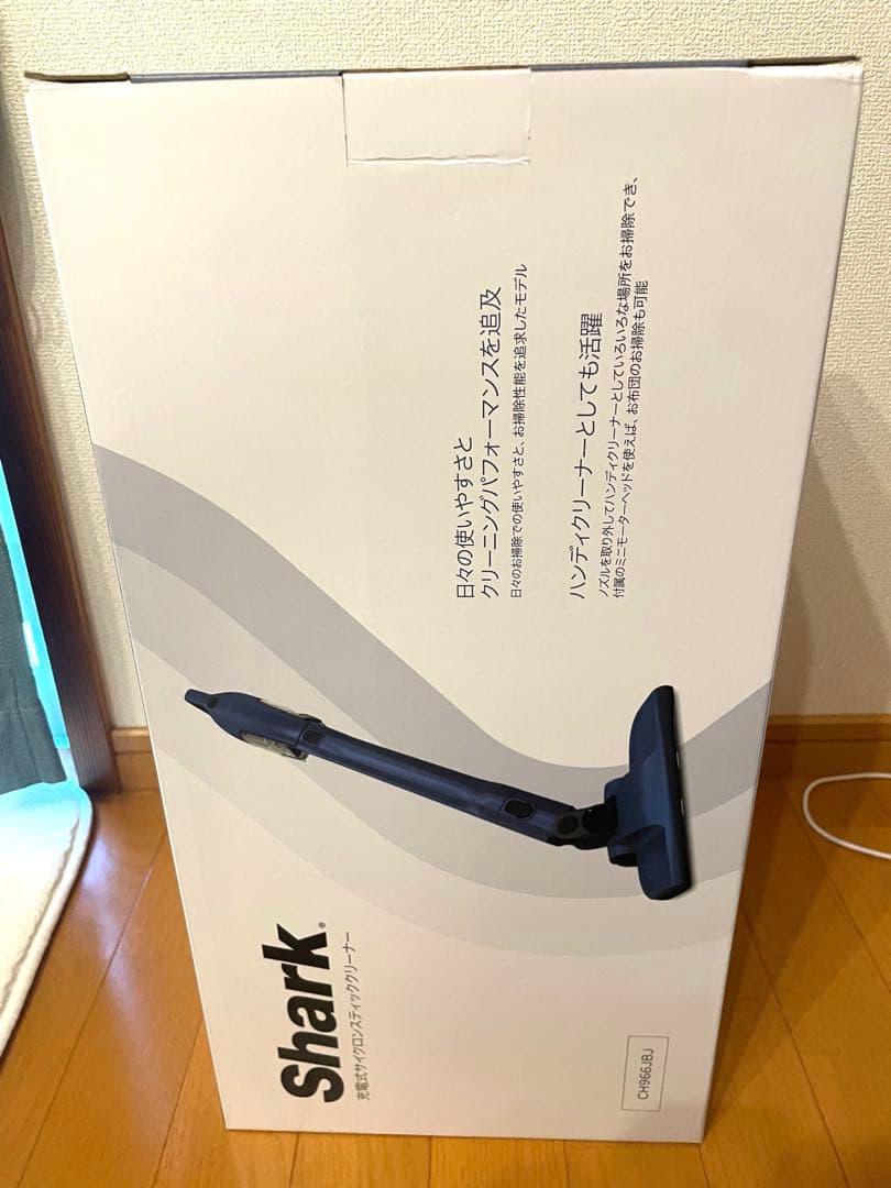 Shark 充電式サイクロン スティック リーナー