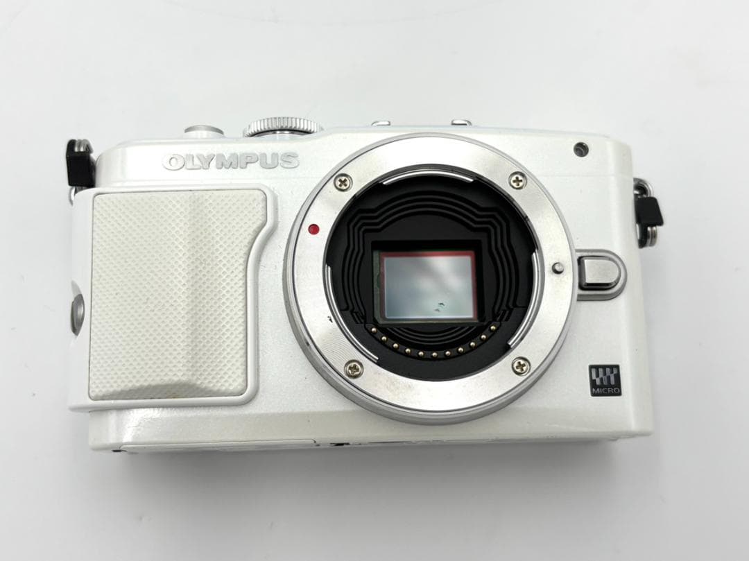 【稼動品】一眼レフカメラ　オリンパス　PEN Life　E-PL6　レンズ付き