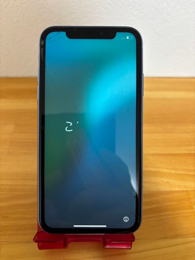 iPhone XR 128GB ブルー　画面割れ