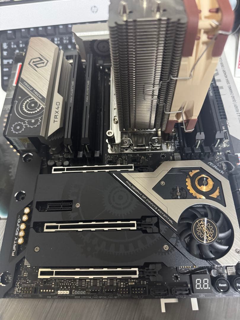 TR 3960X TRX40 Taichi メモリ8GB×4枚 クーラー