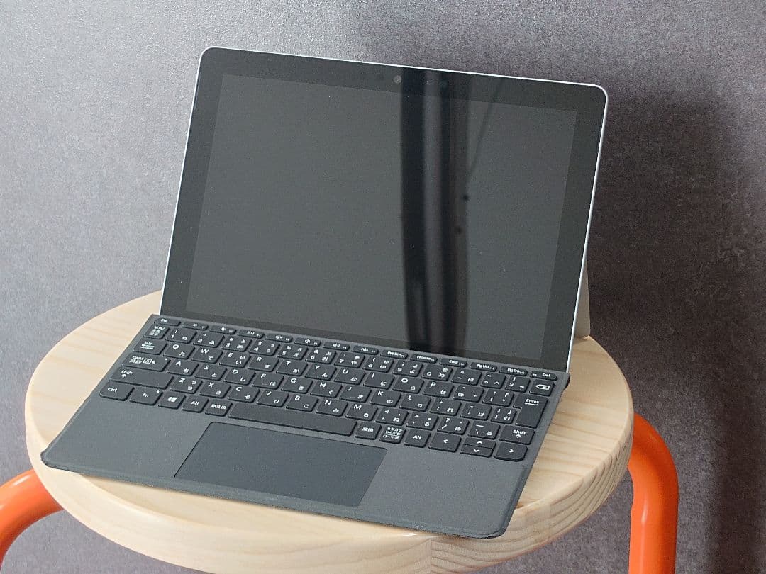 Surface Go第一世代64GB Wi-Fiモデル タイプカバー(中古品)
