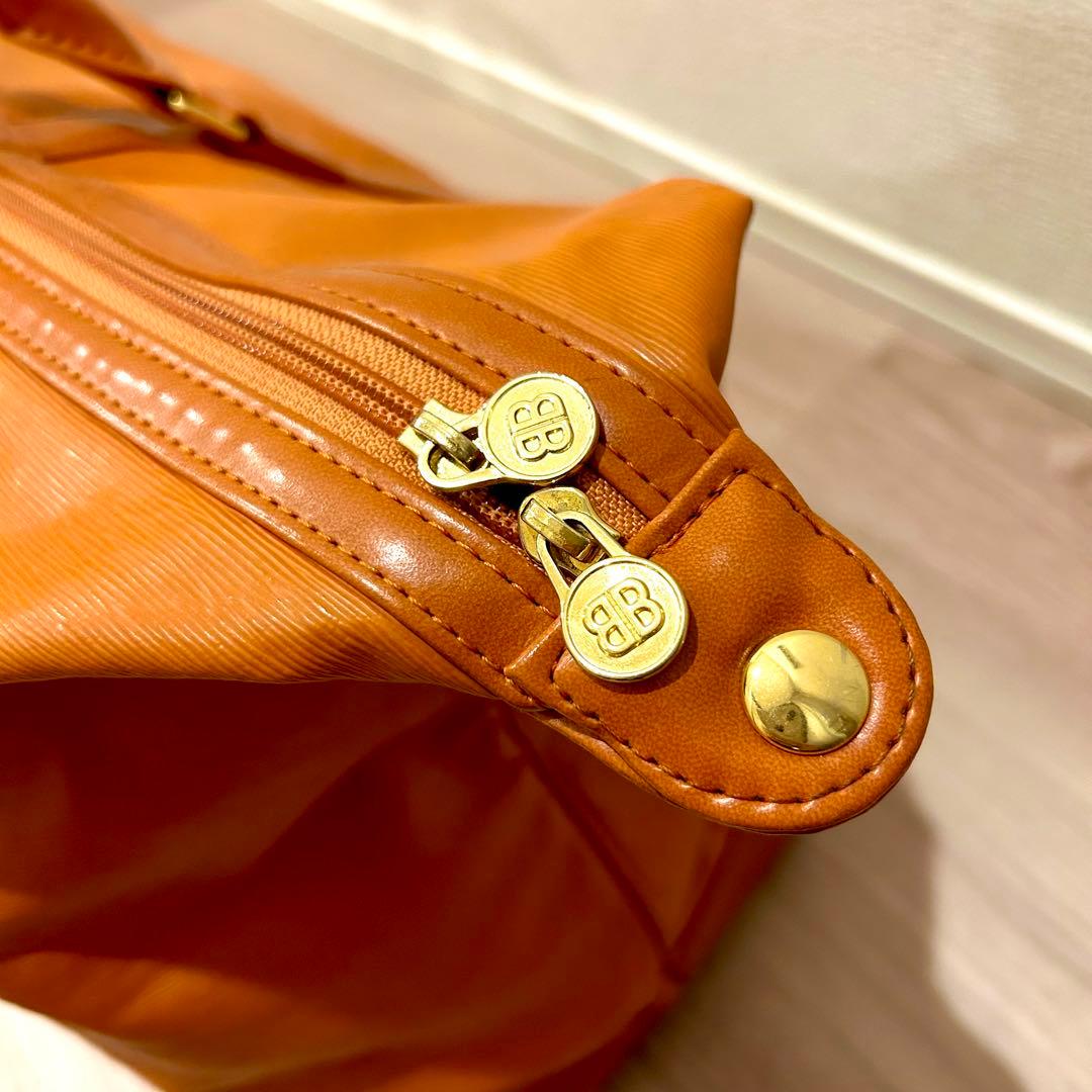 バレンシアガ BBロゴ レザー ゴルフボストンバッグ オレンジ
